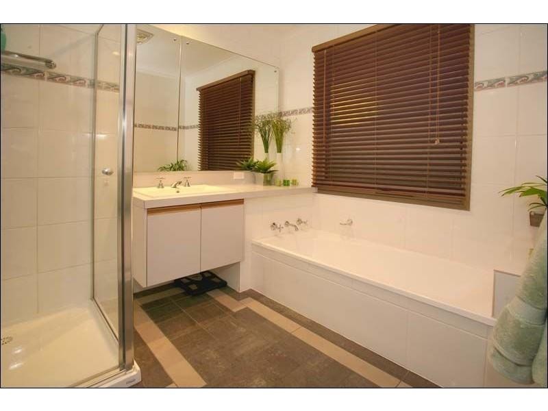 8 Nicholas Court, Lysterfield VIC 3156