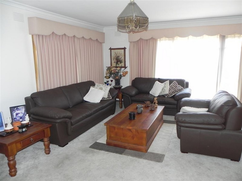 14 Jacksons Road, Mulgrave VIC 3170