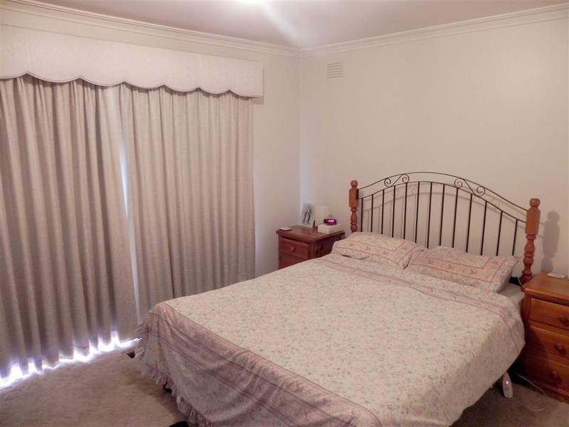 14 Jacksons Road, Mulgrave VIC 3170