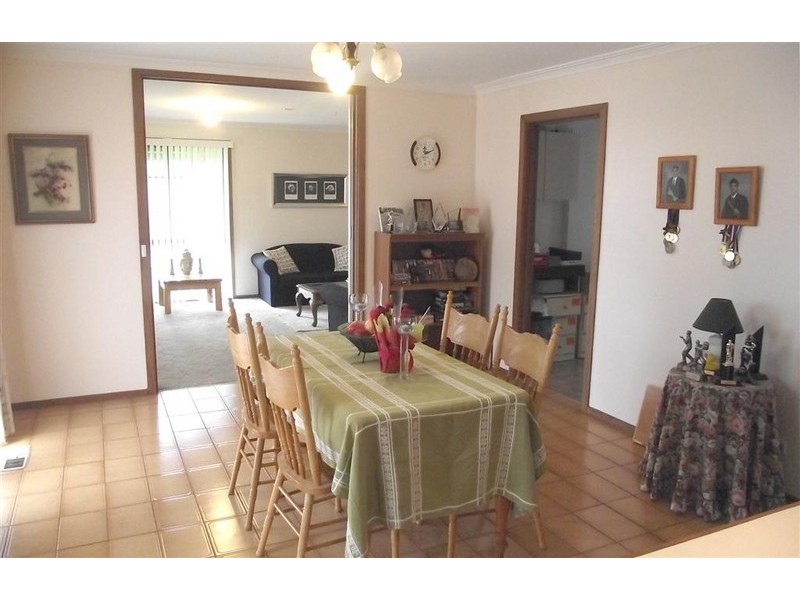 14 Jacksons Road, Mulgrave VIC 3170