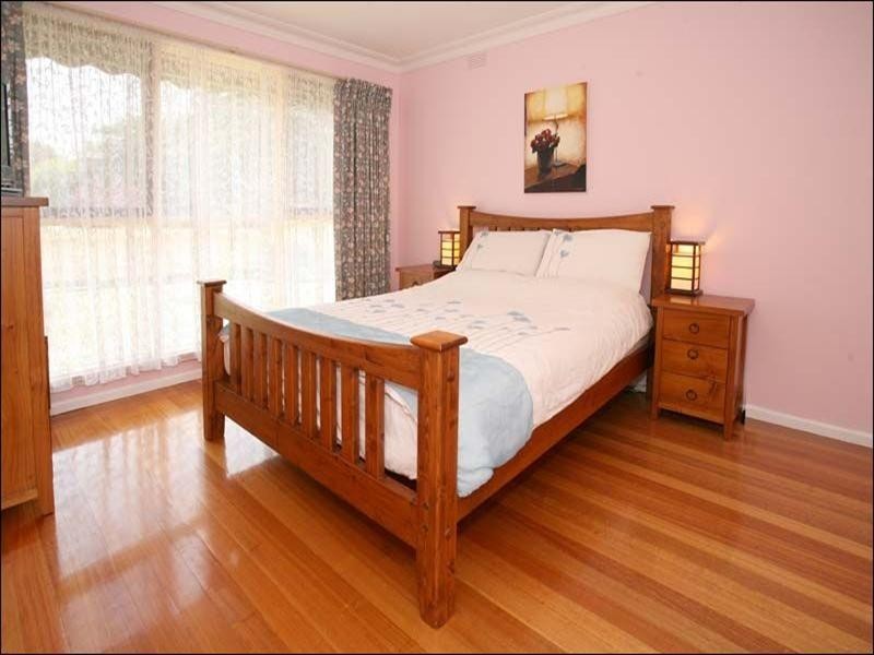 24 Kambara Drive, Mulgrave VIC 3170