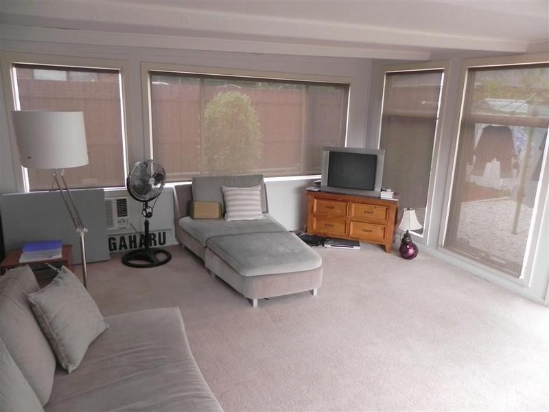 73 Galahad Crescent, Glen Waverley VIC 3150
