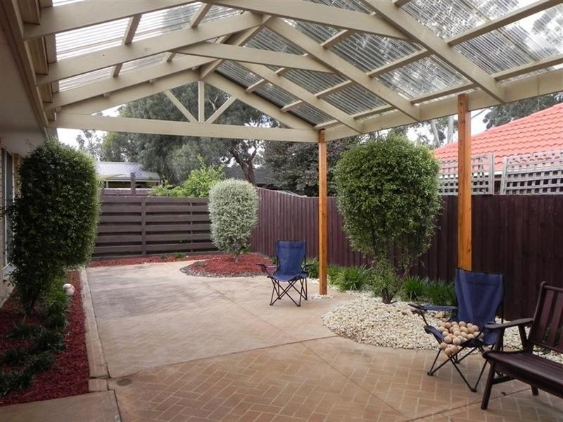73 Galahad Crescent, Glen Waverley VIC 3150