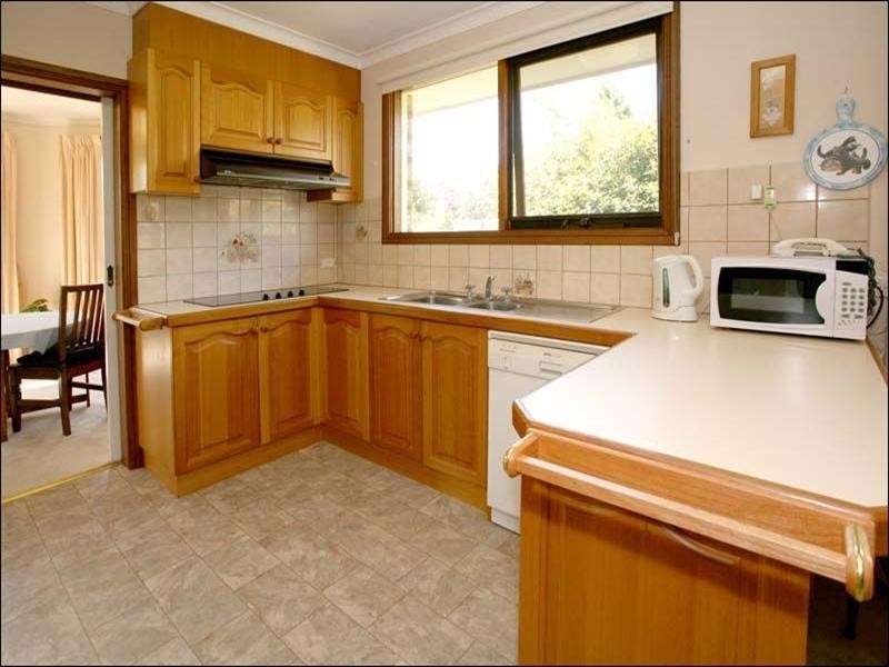 1/3 Waratah Street, Glen Waverley VIC 3150