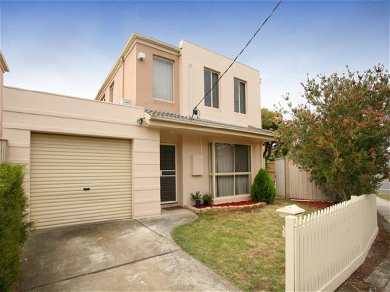 9/56-58 Kanooka Grove, Clayton VIC 3168
