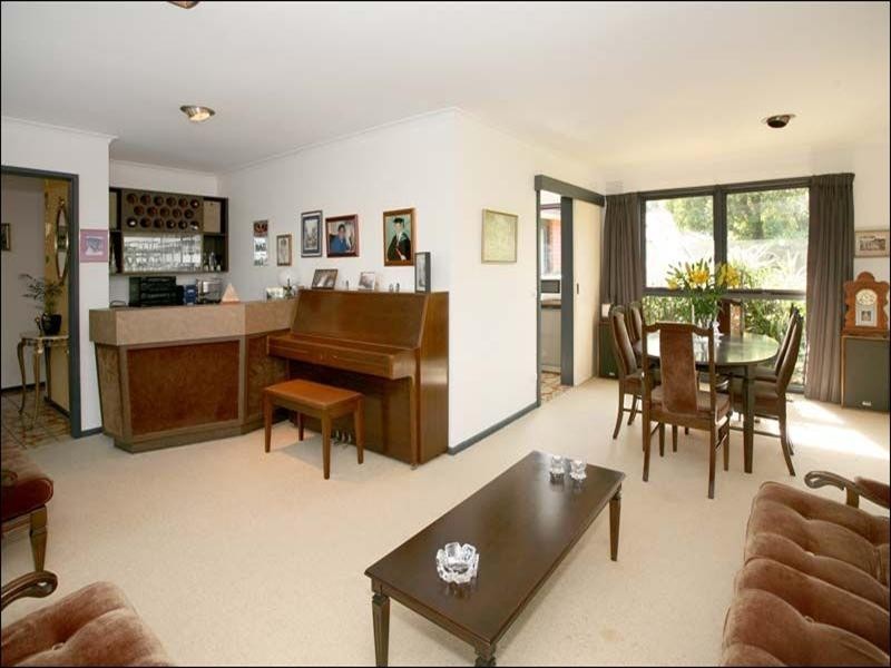 28 Excalibur Avenue, Glen Waverley VIC 3150