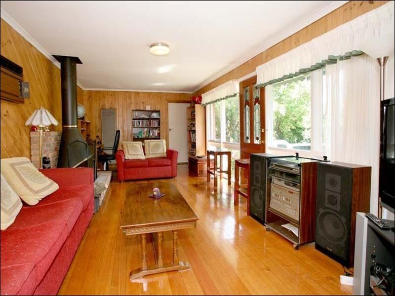 13 Knell Street, Mulgrave VIC 3170