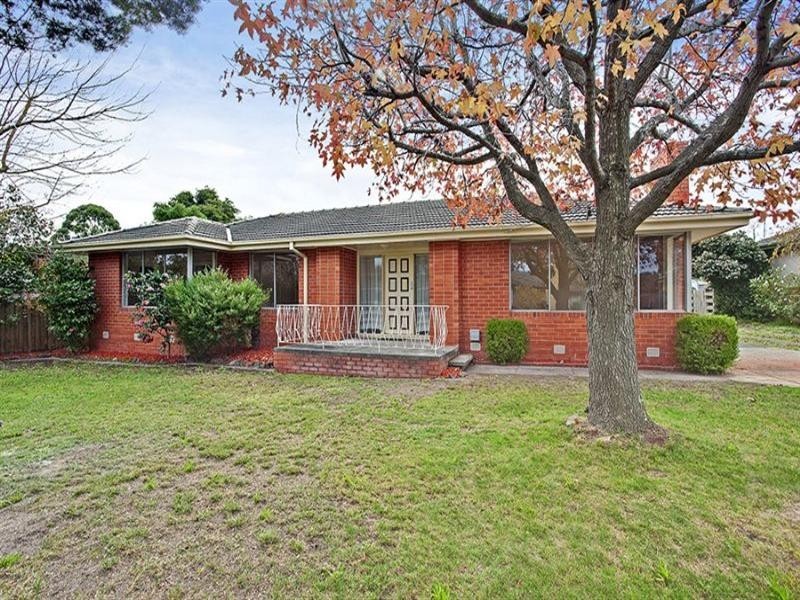 1 Stradbroke Crescent, Mulgrave VIC 3170