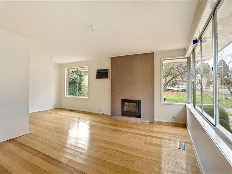 1 Stradbroke Crescent, Mulgrave VIC 3170