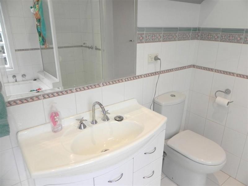 23 Garwain Parade, Glen Waverley VIC 3150