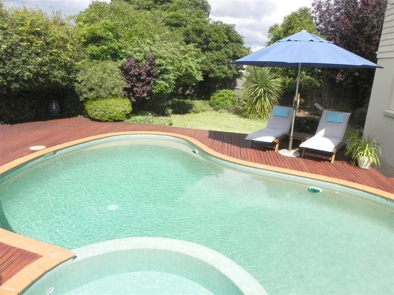 23 Garwain Parade, Glen Waverley VIC 3150