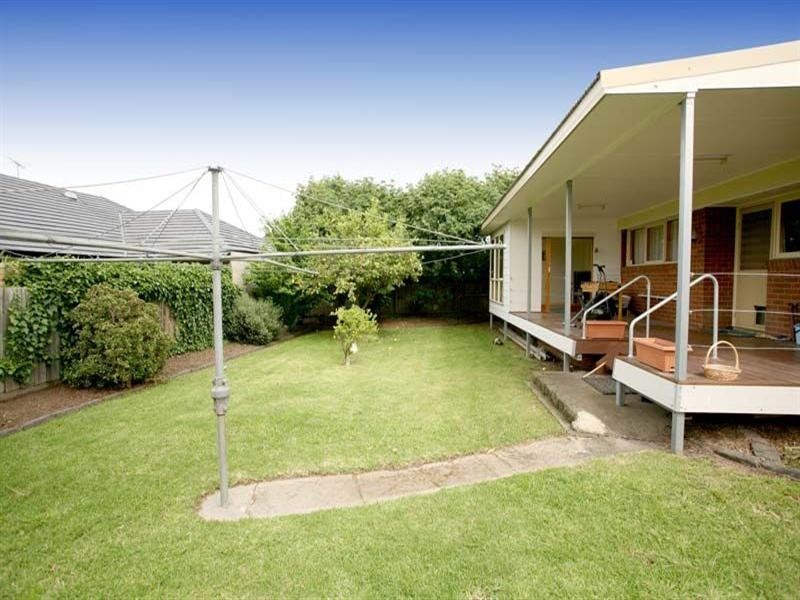 34 Monterey Avenue, Glen Waverley VIC 3150