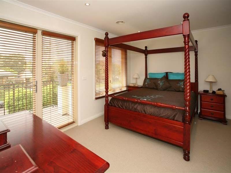 2B Abbot Court, Glen Waverley VIC 3150