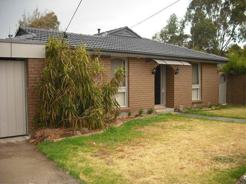 14 Westlands Road, Glen Waverley VIC 3150