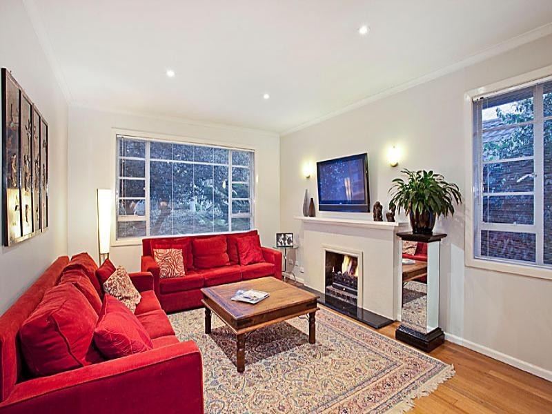 7 Highview Grove, Burwood East VIC 3151