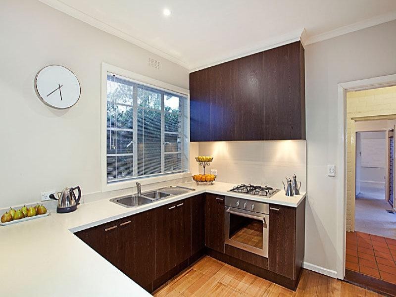 7 Highview Grove, Burwood East VIC 3151