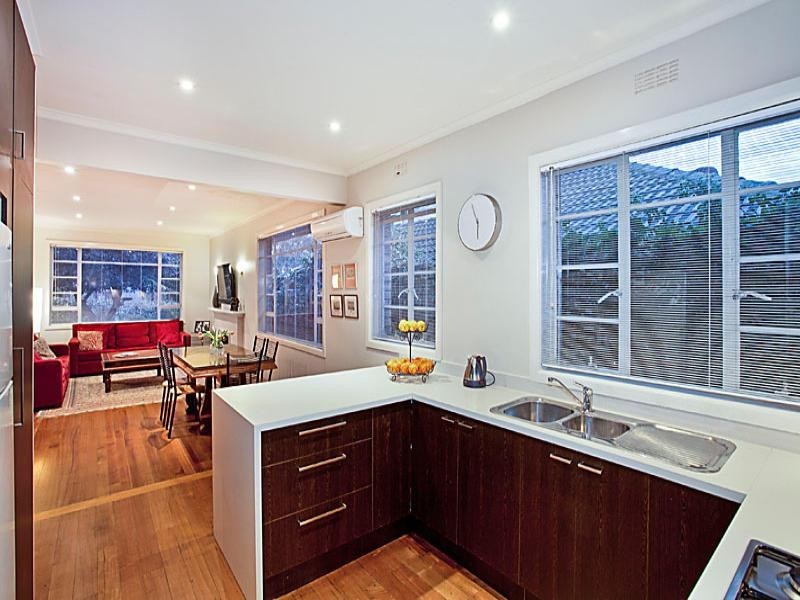 7 Highview Grove, Burwood East VIC 3151