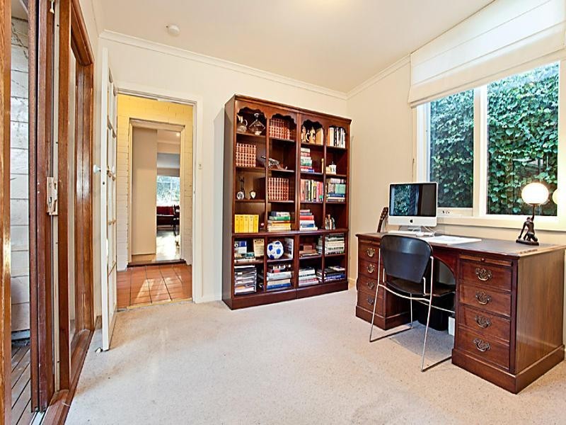 7 Highview Grove, Burwood East VIC 3151