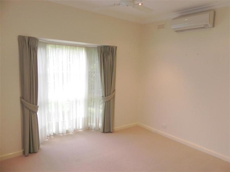 13 Park Lane, Mount Waverley VIC 3149