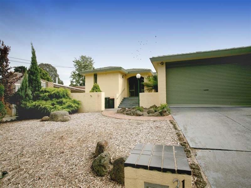 21 Bruford Avenue, Wheelers Hill VIC 3150