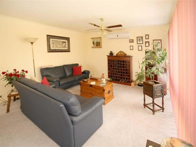 21 Bruford Avenue, Wheelers Hill VIC 3150