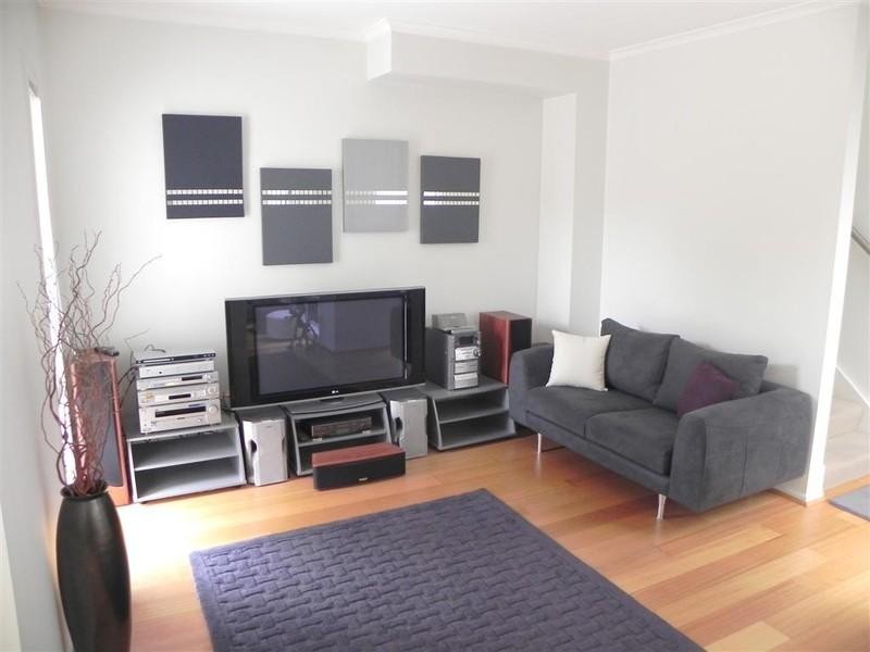 2 Tulloch Grove, Glen Waverley VIC 3150