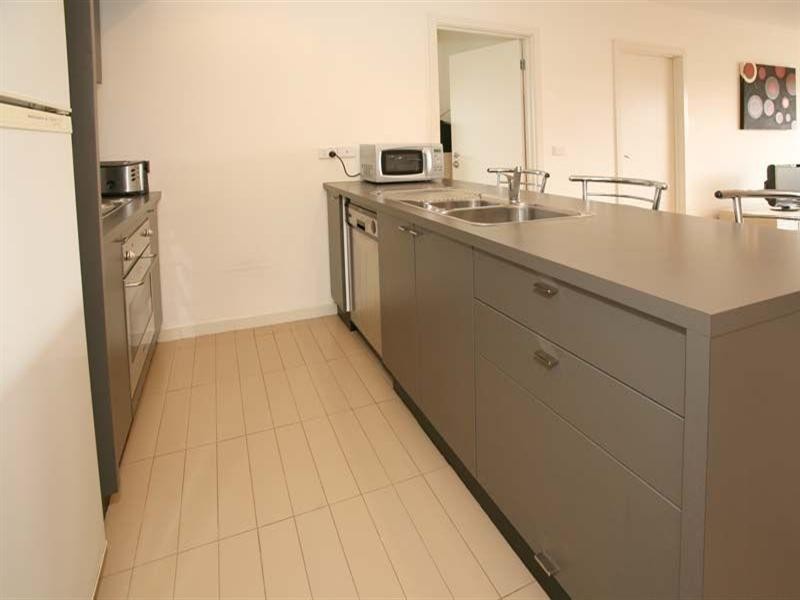 22/1 Monash Green Drive, Clayton VIC 3168