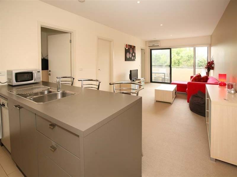 22/1 Monash Green Drive, Clayton VIC 3168