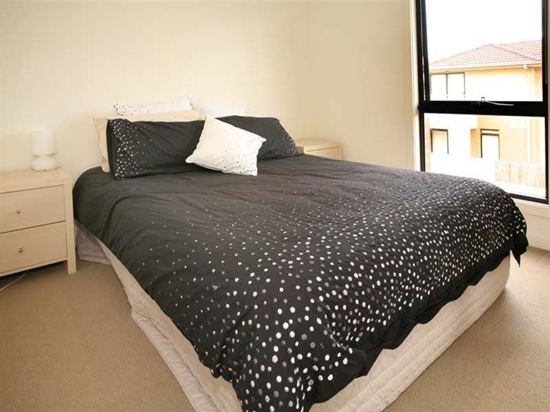 22/1 Monash Green Drive, Clayton VIC 3168