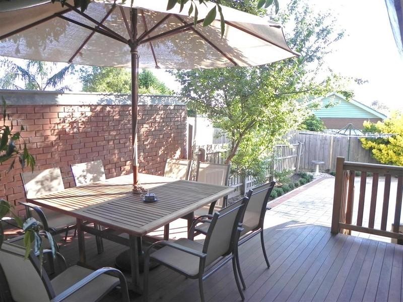 2 Wayne Court, Wheelers Hill VIC 3150