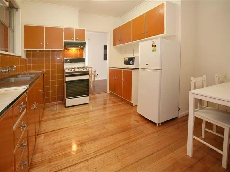 4 Rocklands Road, Ashwood VIC 3147