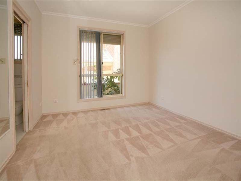 2/25 Torroodun Street, Mount Waverley VIC 3149