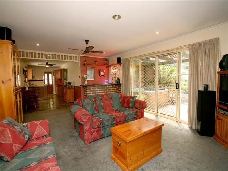 141 Windella Crescent, Glen Waverley VIC 3150