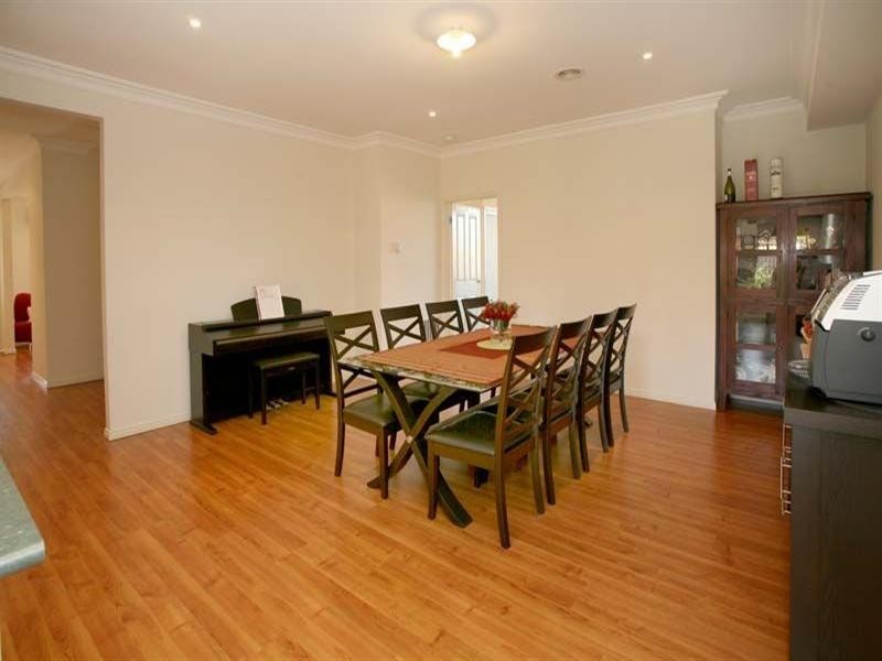 1/15 Belmont Road, Glen Waverley VIC 3150