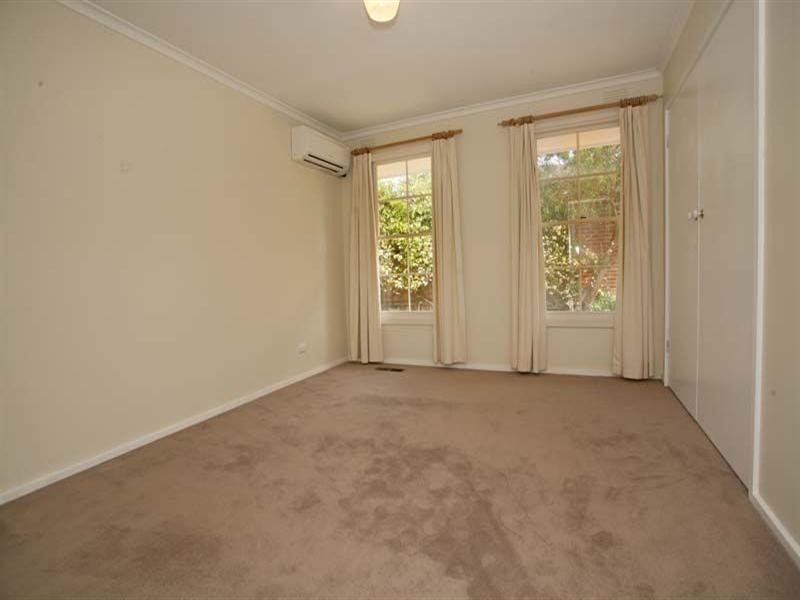 76 Glen Tower Drive, Glen Waverley VIC 3150