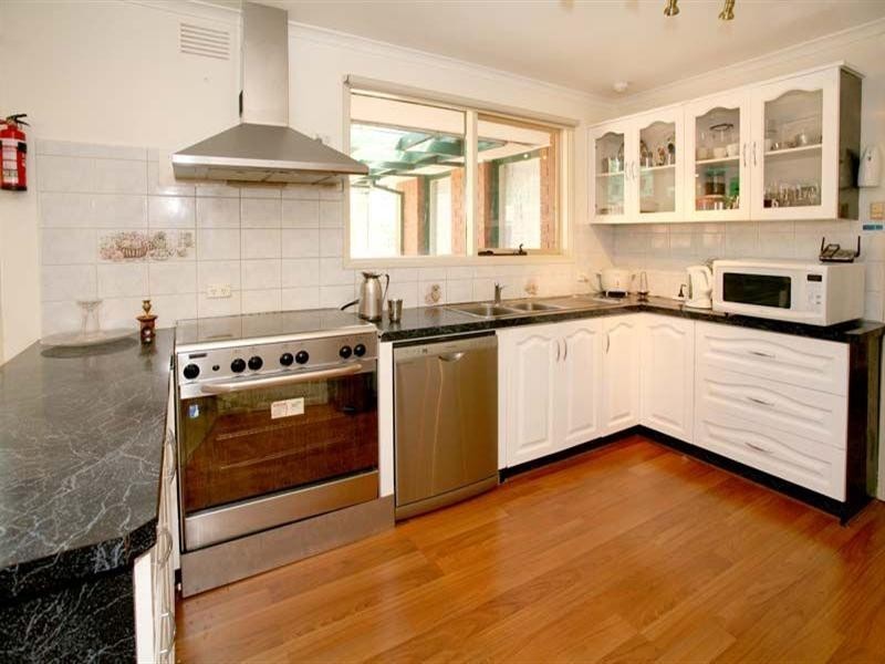 6 Freda Court, Wheelers Hill VIC 3150