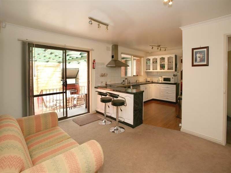 6 Freda Court, Wheelers Hill VIC 3150