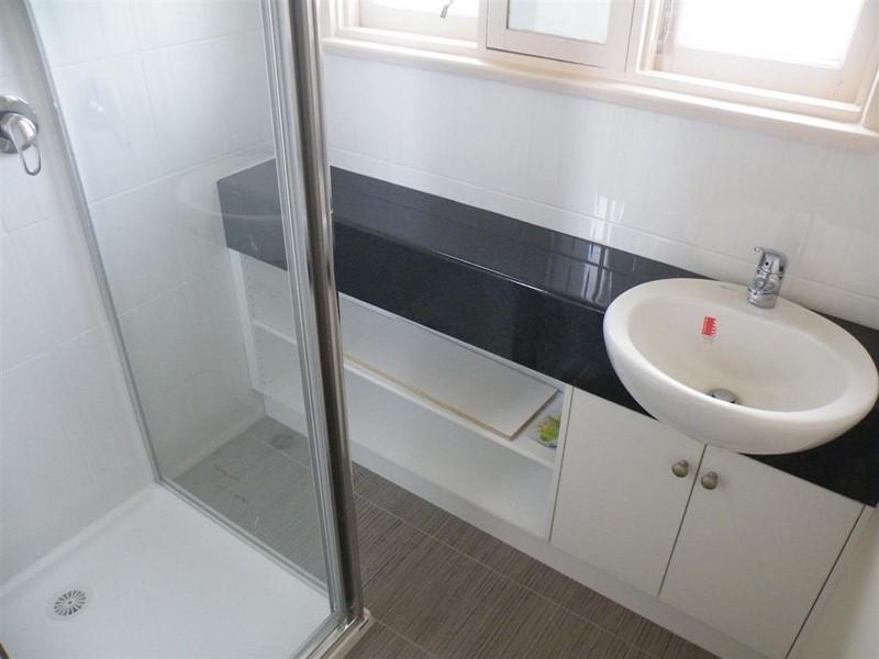 1 Sellers Street, Glen Waverley VIC 3150