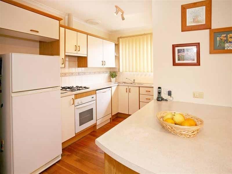 87 King Arthur Drive, Glen Waverley VIC 3150