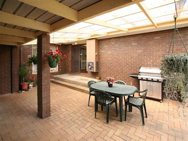 87 King Arthur Drive, Glen Waverley VIC 3150