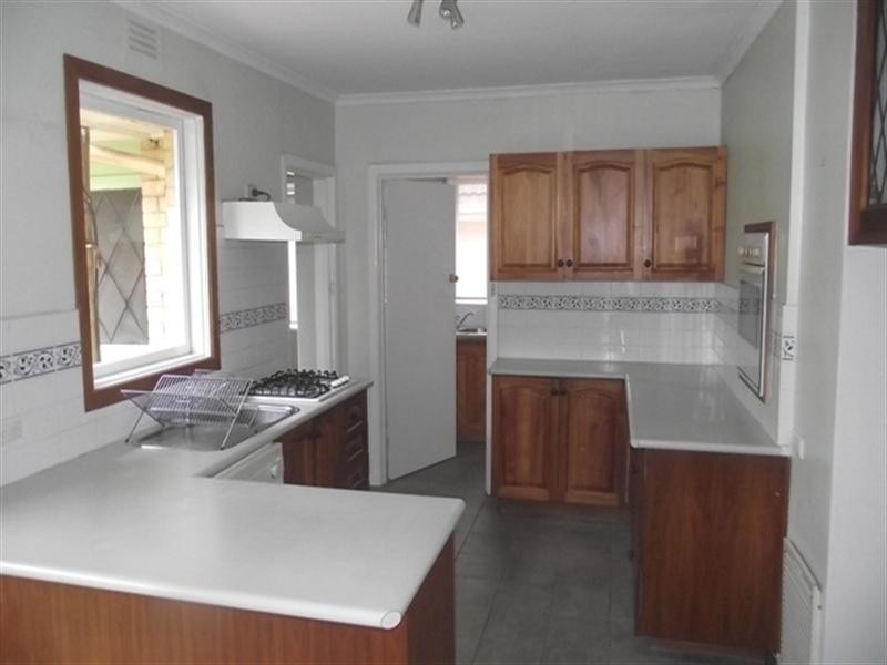 16 Carson Street, Mulgrave VIC 3170