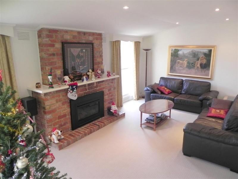 3 Jells Road, Wheelers Hill VIC 3150