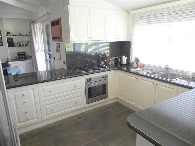 3 Jells Road, Wheelers Hill VIC 3150