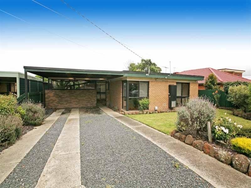 27 Huxley Avenue, Mulgrave VIC 3170