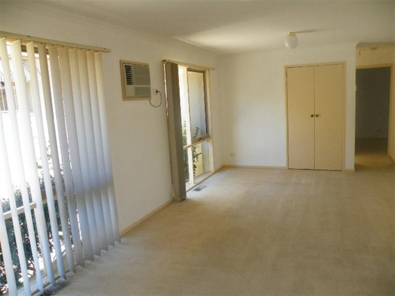 2/247 Gallaghers Road, Glen Waverley VIC 3150