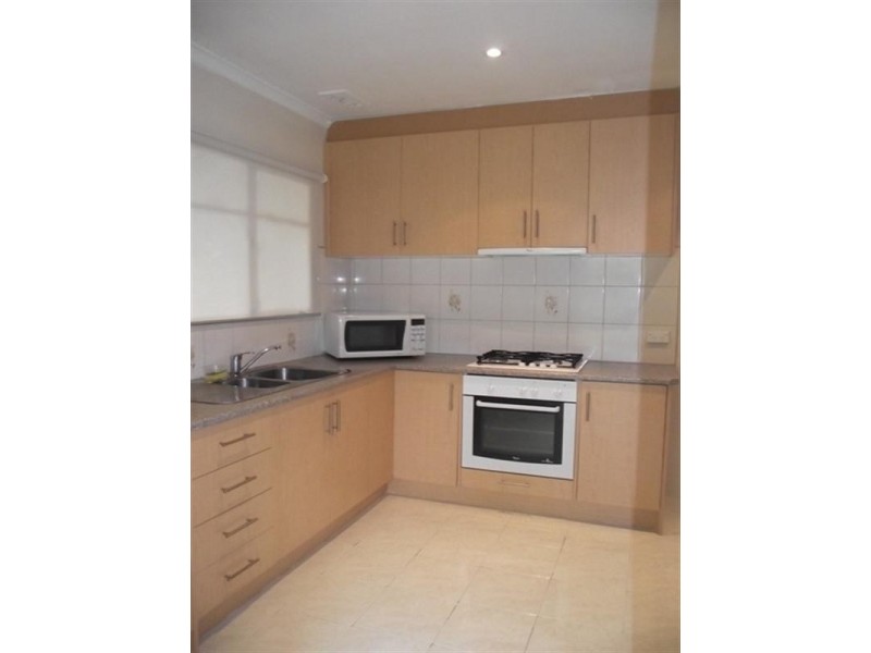 4 Burton Street, Chadstone VIC 3148