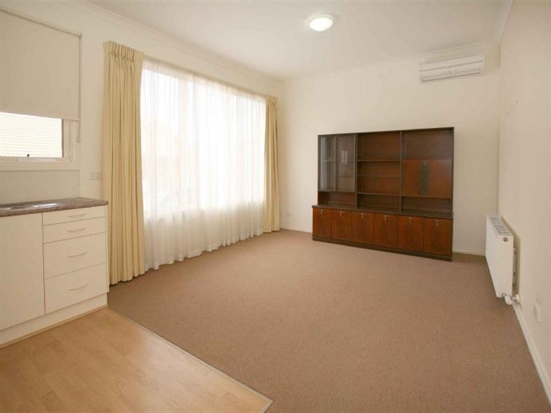 24/2A Grace Street, Glen Waverley VIC 3150