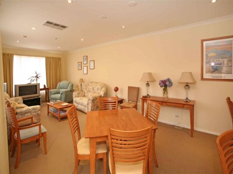 24/2A Grace Street, Glen Waverley VIC 3150