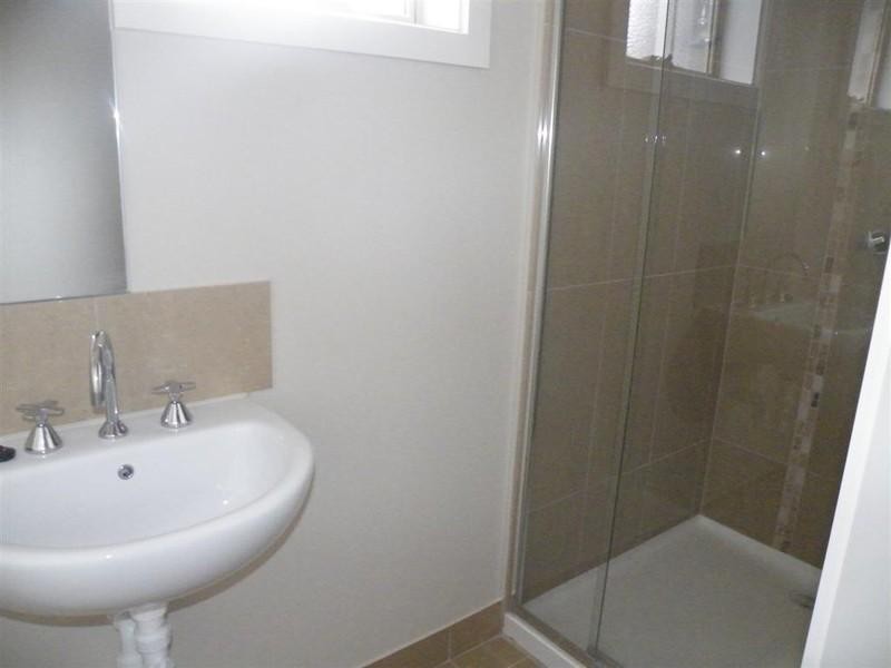 2/1 Wolseley Avenue, Glen Waverley VIC 3150