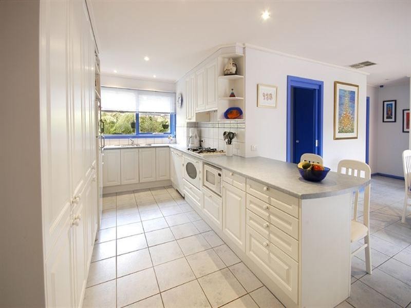 25 The Woodland, Wheelers Hill VIC 3150